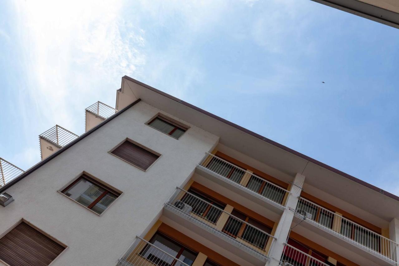 Attico Panoramico In Centro - Civetta Apartment Belluno Exterior photo